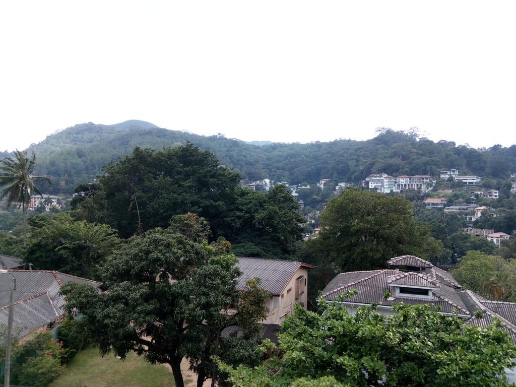 The Garden Rest Hotel Kandy Eksteriør billede